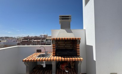 Revente - Apartment -
Torrevieja - Center