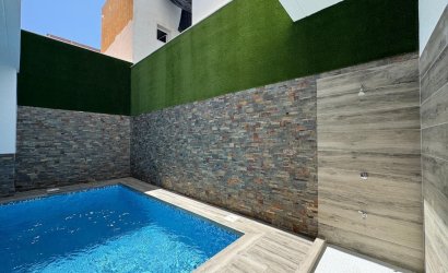 Revente - Apartment -
Torrevieja - Center