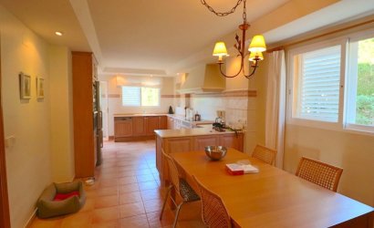 Resale - Villa -
Benidorm - Coblanca