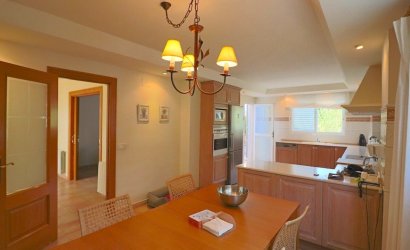 Resale - Villa -
Benidorm - Coblanca