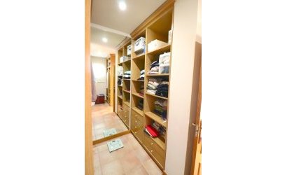 Resale - Villa -
Benidorm - Coblanca