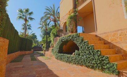 Resale - Villa -
Benidorm - Coblanca