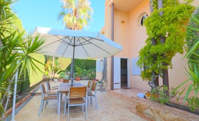 Resale - Villa -
Benidorm - Coblanca