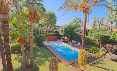 Resale - Villa -
Benidorm - Coblanca