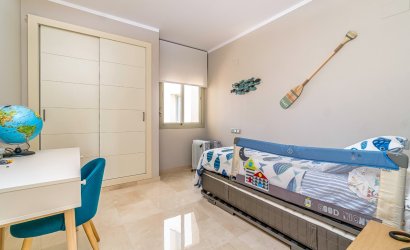 Herverkoop - Apartment -
Orihuela Costa - Las Colinas golf