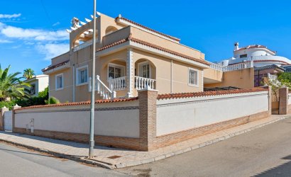 Resale - Villa -
Ciudad Quesada