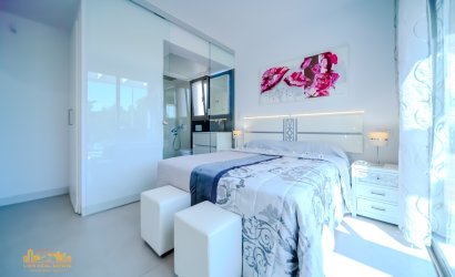 Resale - Villa -
Orihuela Costa - Villamartín