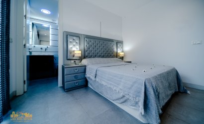 Resale - Villa -
Orihuela Costa - Villamartín