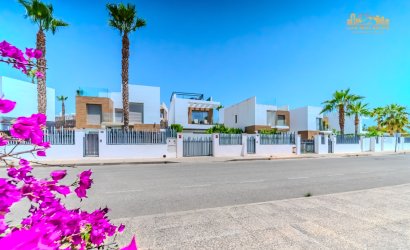 Resale - Villa -
Orihuela Costa - Villamartín
