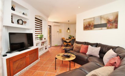 Resale - Apartment -
Punta Prima