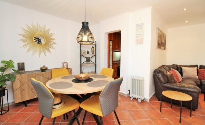 Resale - Apartment -
Punta Prima