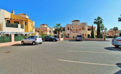 Resale - Apartment -
Punta Prima