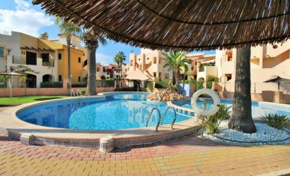 Resale - Apartment -
Punta Prima