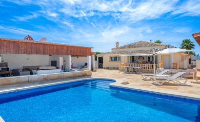 Herverkoop - Country House -
Almoradí - Las Heredades