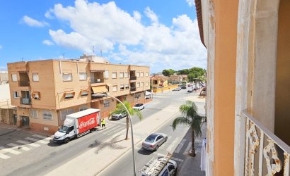 Herverkoop - Herenhuis -
Los Alcazares