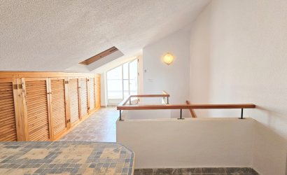 Herverkoop - Herenhuis -
Los Alcazares