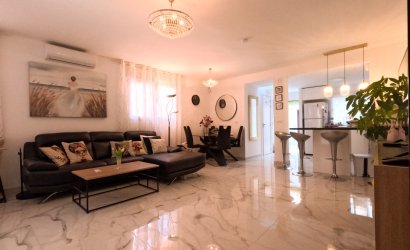 Resale - Townhouse -
Torrevieja - El Acequión - Los Náufragos