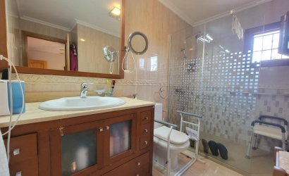 Revente - Villa -
Torrevieja - Aguas Nuevas