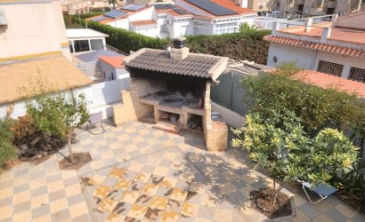 Revente - Villa -
Torrevieja - Aguas Nuevas