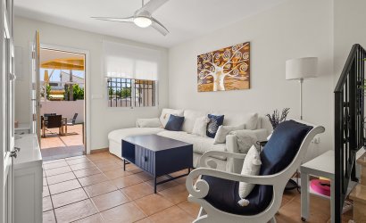 Herverkoop - Villa -
Torre de la Horadada - Pueblo Latino