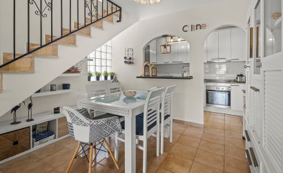 Herverkoop - Villa -
Torre de la Horadada - Pueblo Latino