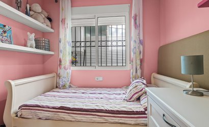 Herverkoop - Villa -
Torre de la Horadada - Pueblo Latino