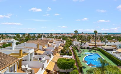 Herverkoop - Villa -
Torre de la Horadada - Pueblo Latino