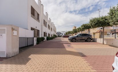 Reventa - Apartment -
Orihuela Costa - La Zenia