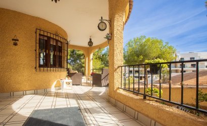 Herverkoop - Villa -
Villamartín - Res. Las Filipinas