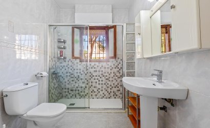 Herverkoop - Villa -
Villamartín - Res. Las Filipinas