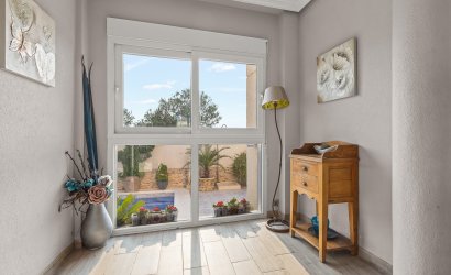 Herverkoop - Villa -
Orihuela Costa - Playa Flamenca