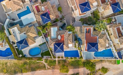 Herverkoop - Villa -
Orihuela Costa - Playa Flamenca