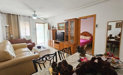 Herverkoop - Herenhuis -
Los Alcazares