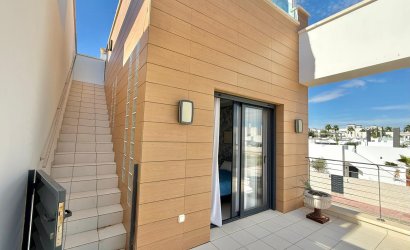 Resale - Villa -
Ciudad Quesada - Pueblo Bravo