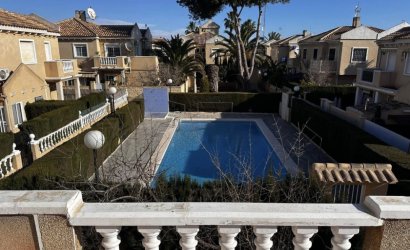 Herverkoop - Villa -
Torrevieja