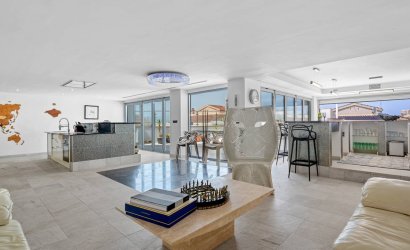 Resale - Villa -
Ciudad Quesada