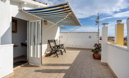 Herverkoop - Terraced house / Townhouse -
Torrevieja - La Siesta