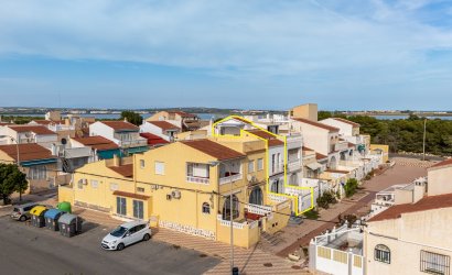 Herverkoop - Terraced house / Townhouse -
Torrevieja - La Siesta