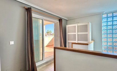 Herverkoop - duplex -
Orihuela Costa - Playa Flamenca
