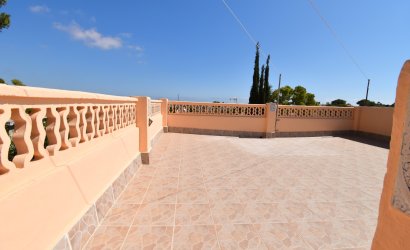 Resale - Villa -
Orihuela Costa - Los Balcones