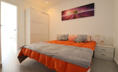 Herverkoop - Herenhuis -
Torrevieja - San Luis