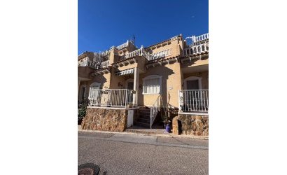 Herverkoop - Town House -
Villamartin - Orihuela Costa