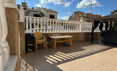 Herverkoop - Villa -
Orihuela Costa - Villamartín