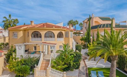 Resale - Villa -
Ciudad Quesada