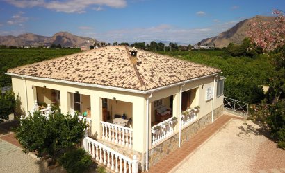 Herverkoop - Country House -
Orihuela - La Campaneta