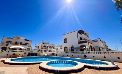 Herverkoop - Herenhuis -
Entre Naranjos - Vistabella - Entre Naranjos