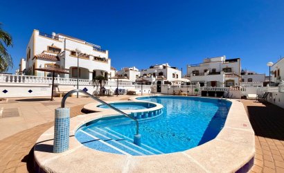 Herverkoop - Herenhuis -
Entre Naranjos - Vistabella - Entre Naranjos