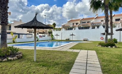 Reventa - Adosado -
San Miguel de Salinas