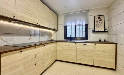 Reventa - Adosado -
San Miguel de Salinas