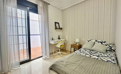 Reventa - Adosado -
San Miguel de Salinas